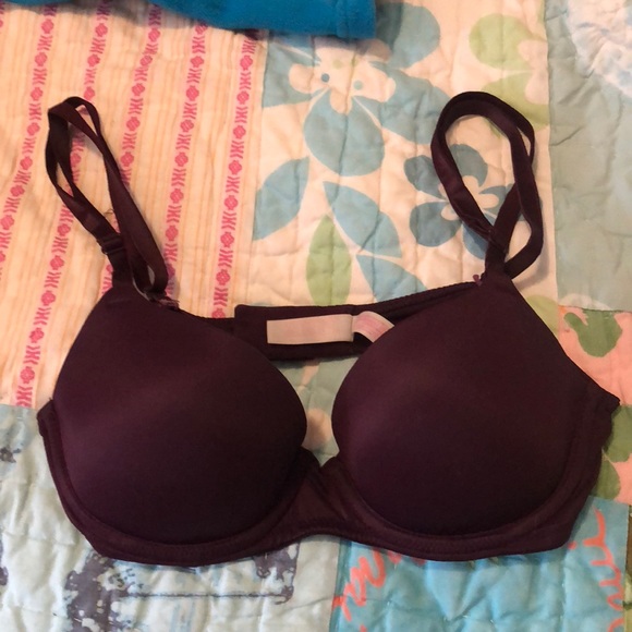 PINK Victoria's Secret Other - PINK Maroon Wear Everywhere Bra🍒